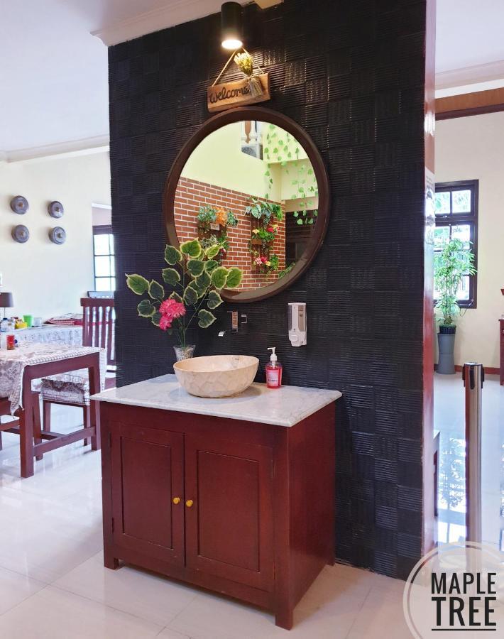 Maple Tree Homestay Maguwo Luaran gambar