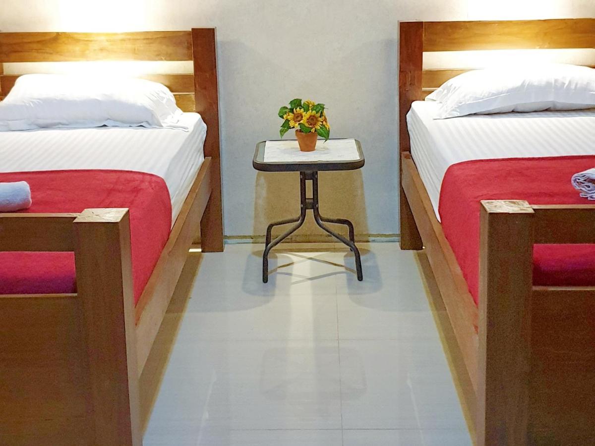 Maple Tree Homestay Maguwo Luaran gambar